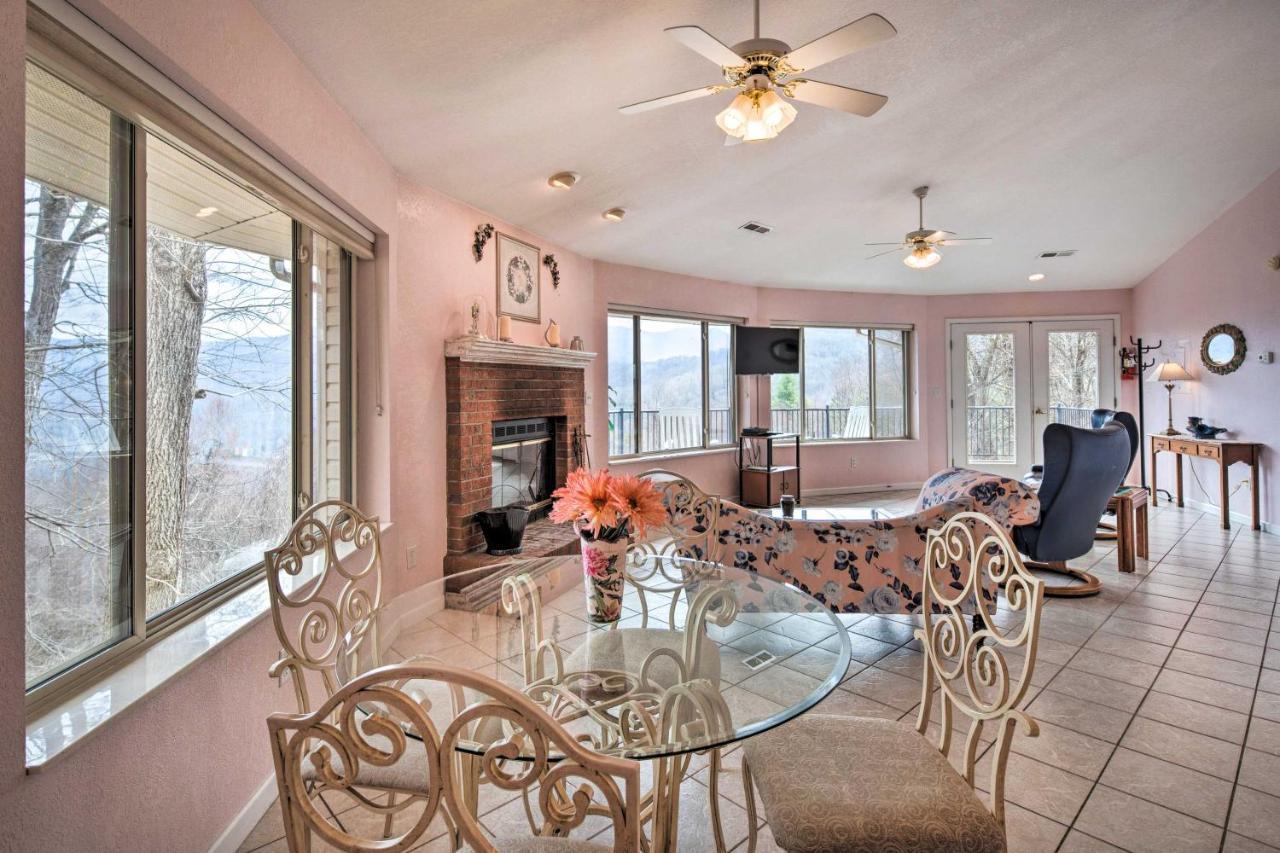 Charming Burnsville Apt With Mountain Views And Deck! Dış mekan fotoğraf