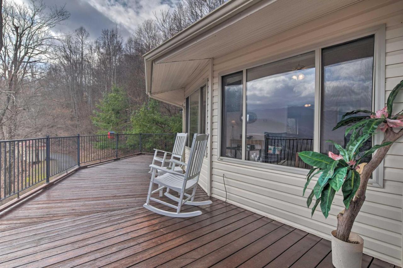Charming Burnsville Apt With Mountain Views And Deck! Dış mekan fotoğraf